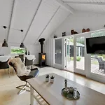 Amazing In With Sauna Дом отдыха *