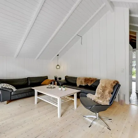 Feriehus Amazing In With Sauna *
