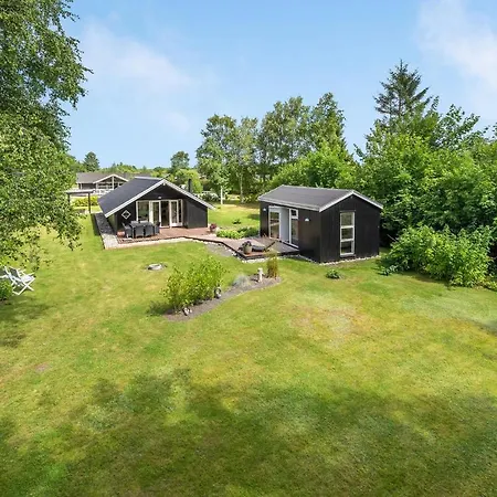 Feriehus Amazing In With Sauna