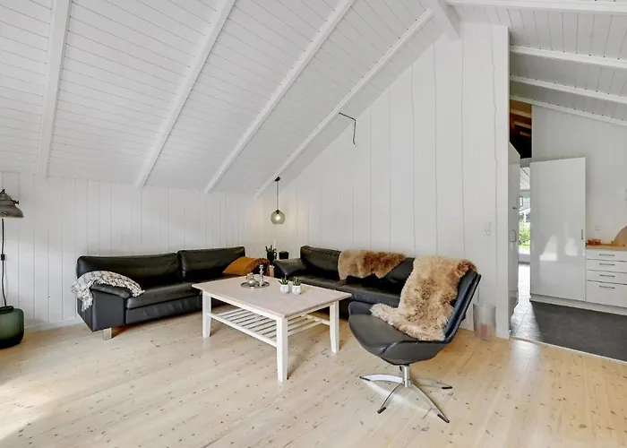 Ferienhaus Amazing In With Sauna *